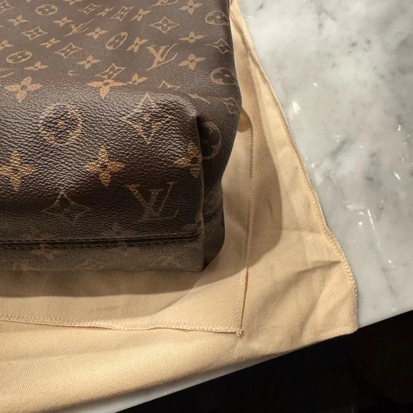 Louis Vuitton Graceful MM - Picture 6 of 12